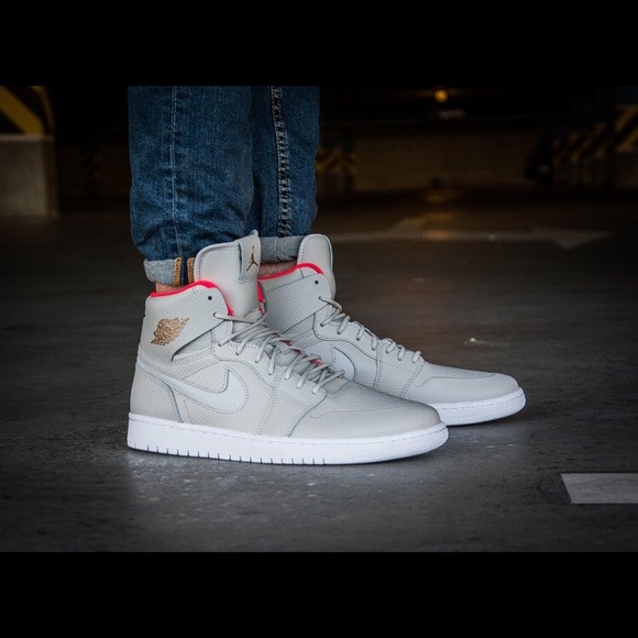 Air Jordan 1 High Yeezy Nouveau Pure Platinum - Picture 9 of 10